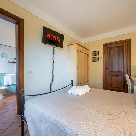 Casello A1, Sud - Aurora Charming 3*